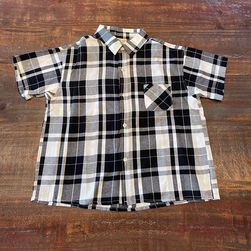 Plaid button down shirt size 6